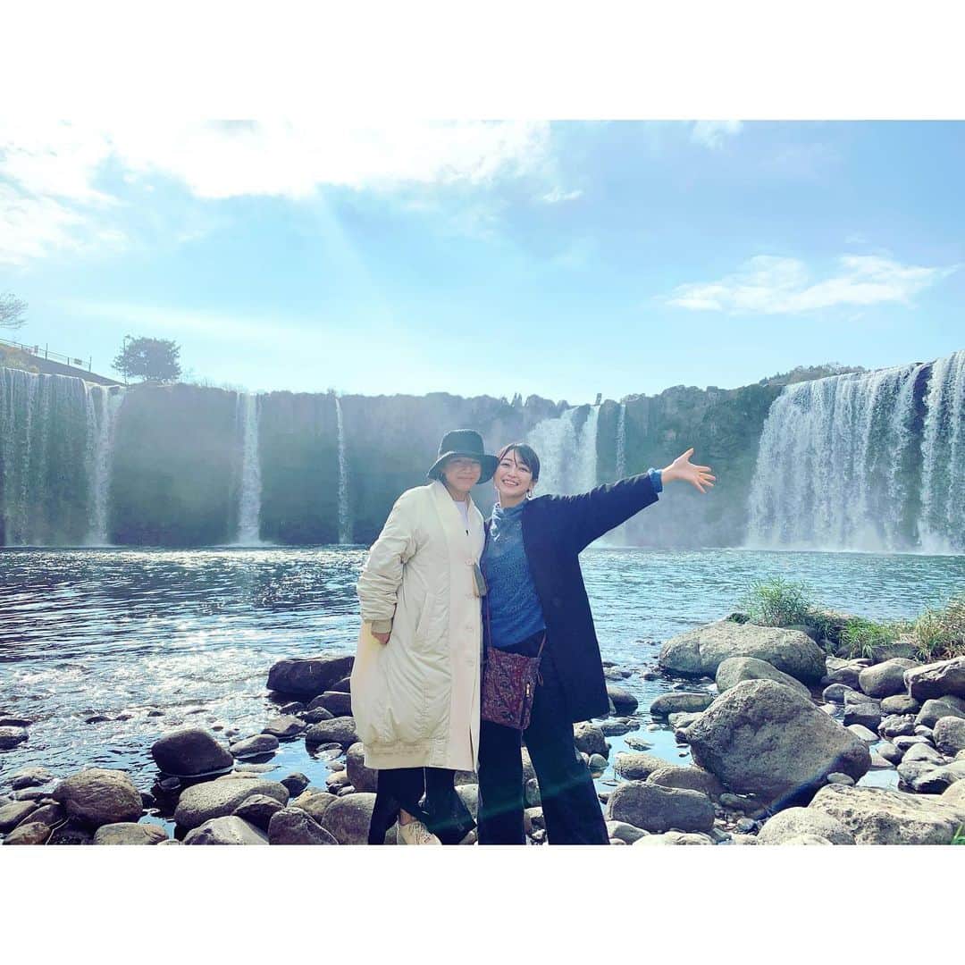 上野なつひのインスタグラム：「また旅行したいなぁ✨ 初！大分旅行楽しかったなぁー 食べ物も温泉も♨️ 温泉ずっと入ってたい…！」