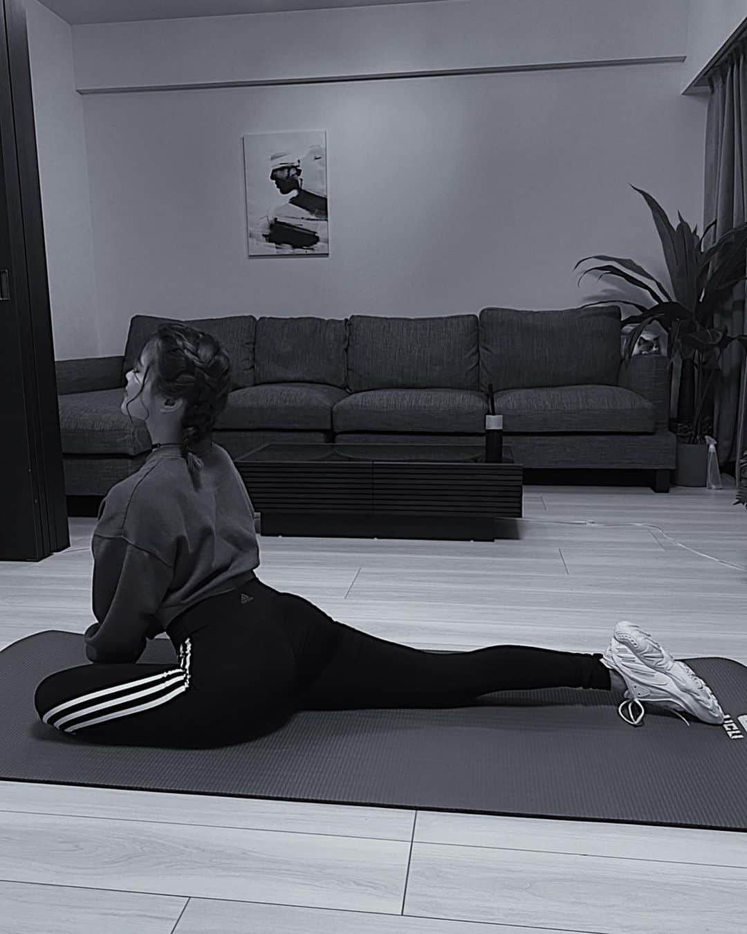 KatoHinata さんのインスタグラム写真 - (KatoHinata Instagram)「ストレッチは本当に大事🥺 . . #workout #flex #ひなちゃんねる #トレーニング #training #hip #hipworkout #workoutmotivation #adidas」1月14日 20時47分 - hinach_workout