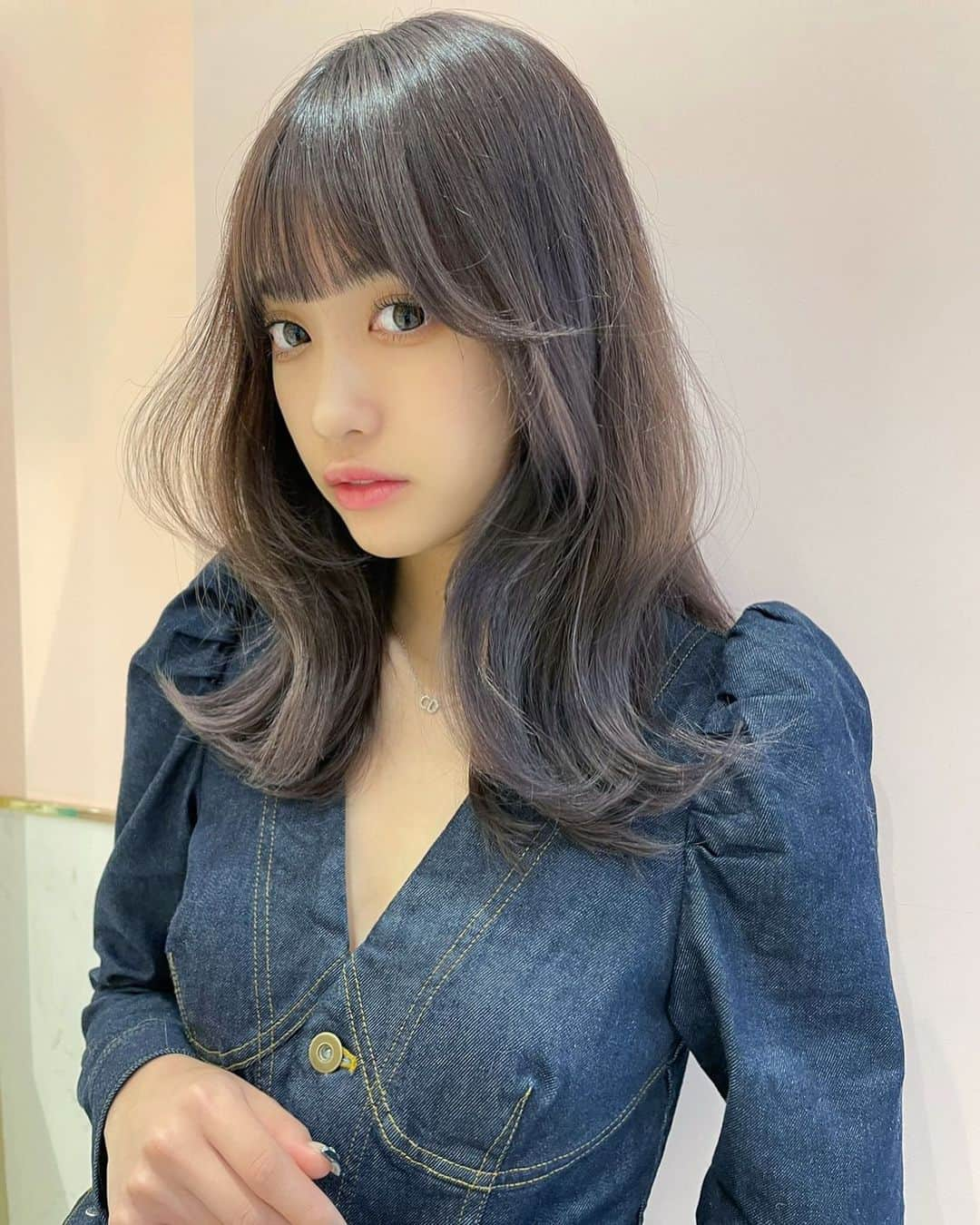 山本瑚々南さんのインスタグラム写真 - (山本瑚々南Instagram)「. new hair🖤 髪色かわいい、、かんわいい！！ 天才ioさんです🖤」1月14日 21時18分 - yamamoto_kokona