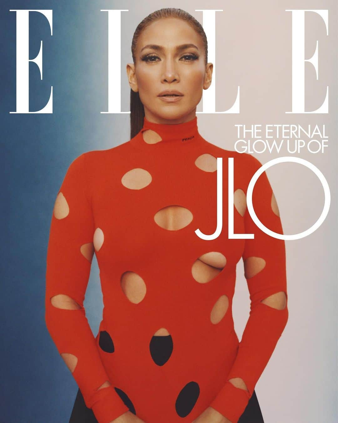 ニーナ・ガルシアさんのインスタグラム写真 - (ニーナ・ガルシアInstagram)「I am so very proud to have the ultimate Latina powerhouse grace our February cover @jlo. From being a singer, actress, producer, mother and businesswoman, all done at the top of her game and on her terms, I have long admired J. Lo for the paths she has paved for Latinas in Hollywood, music, and fashion, and she continues to be a true force of nature. At 51, she looks better and happier than ever and just launched her first-ever beauty line, J. Lo Beauty. “Wherever I go, the number one question people ask is, ‘What do you do for your skin?’” Lopez says. “Even my closest friends are like, ‘Come on, bitch, what are you doing with your skin?’” Click the link in bio for the full cover story!   — Estoy muy orgullosa de poder compartir con todos ustedes nuestra última portada que está protagonizada por la latina más poderosa en Estados Unidos: @JLO. Una mujer con muchos talentos en los que ha triunfado en cada uno de ellos con sus propios términos : cantante, actriz, productora, madre y empresaria. Durante muchos años he admirado a JLO. Ella ha abierto los caminos de muchas latinas en Hollywood, en el mundo de la música y la moda y aun continua haciéndolo. Con 51 años, luce hermosa, más feliz que nunca y acaba de lanzar su primera línea de cosméticos, @jlobeauty. En la bio encontrarán el link para leer la entrevista.    ELLE: @elleusa  Photographer: @micaiahcarter  Stylist: @alexwhiteedits  Writer: @geometricsleep  Hair: @chrisappleton1  Makeup: @scottbarnescosmetics  Manicure: @tombachik」1月14日 21時30分 - ninagarcia