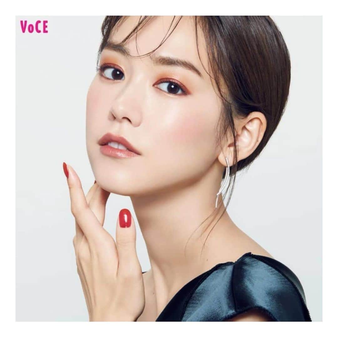のインスタグラム：「my work #VOCE #桐谷美玲さん」