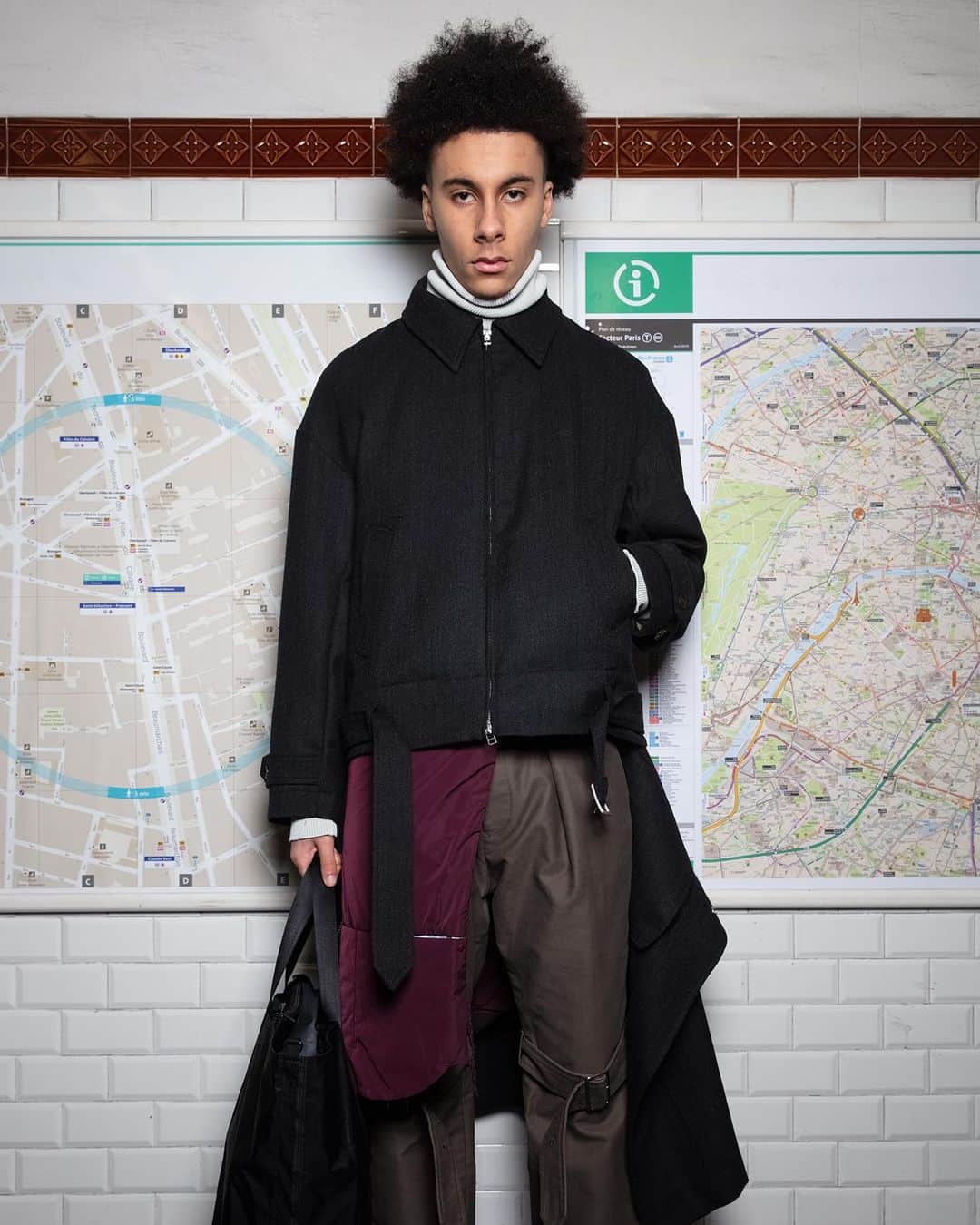ミーンズワイルのインスタグラム：「meanwhile in paris  Photo & Styling @oliver_webb  @ryankevindoyle」