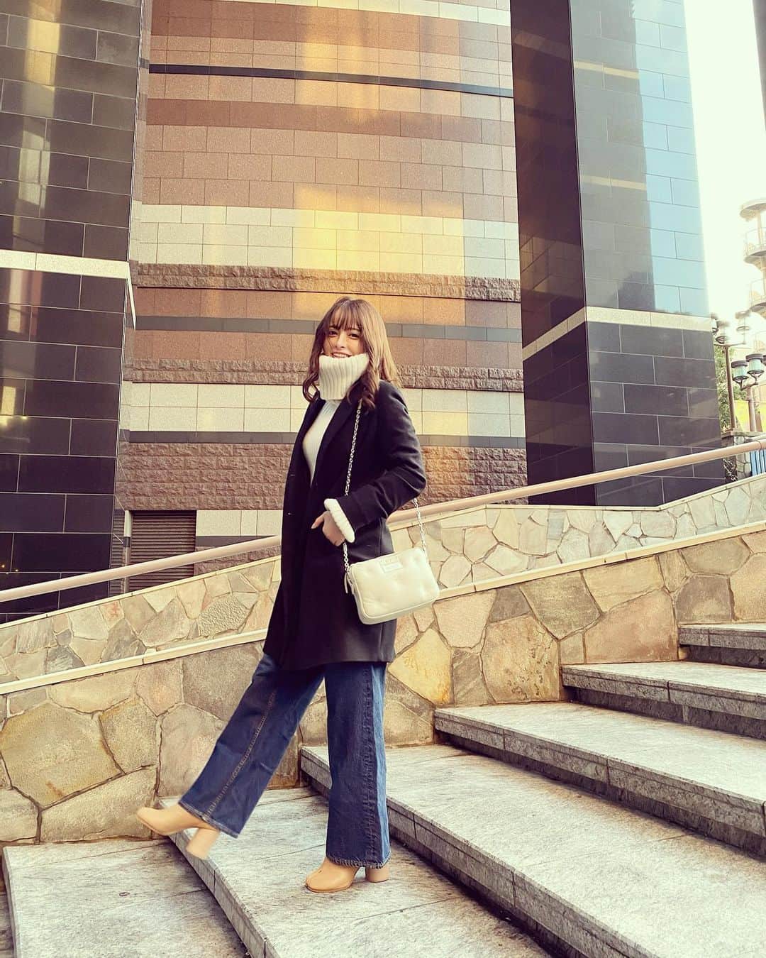 のインスタグラム：「#ootd  お散歩気持ちいーい❤️❤️❤️」
