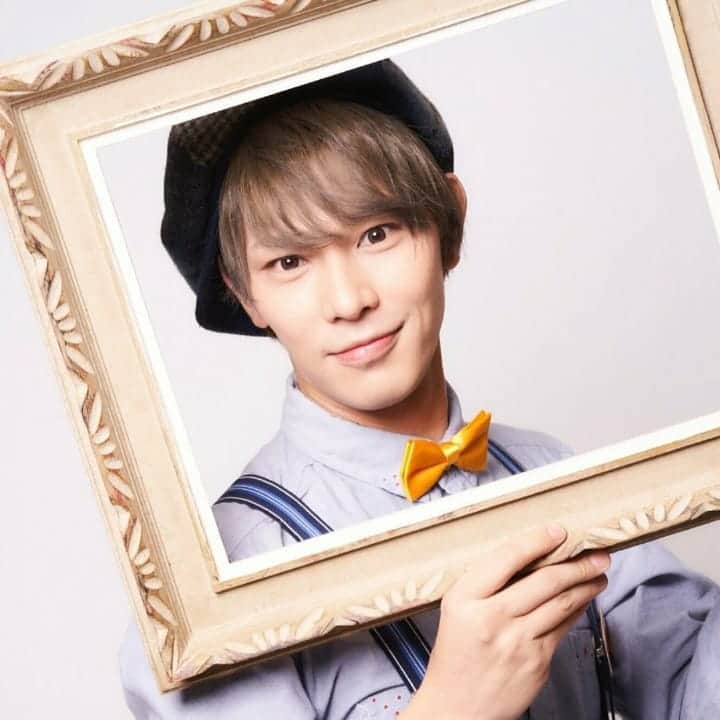 小谷嘉一のインスタグラム：「17LIVEで私の生配信を見よう！ きょうもやっちゃいまーす！！ https://t.co/kR9fmyKThw」
