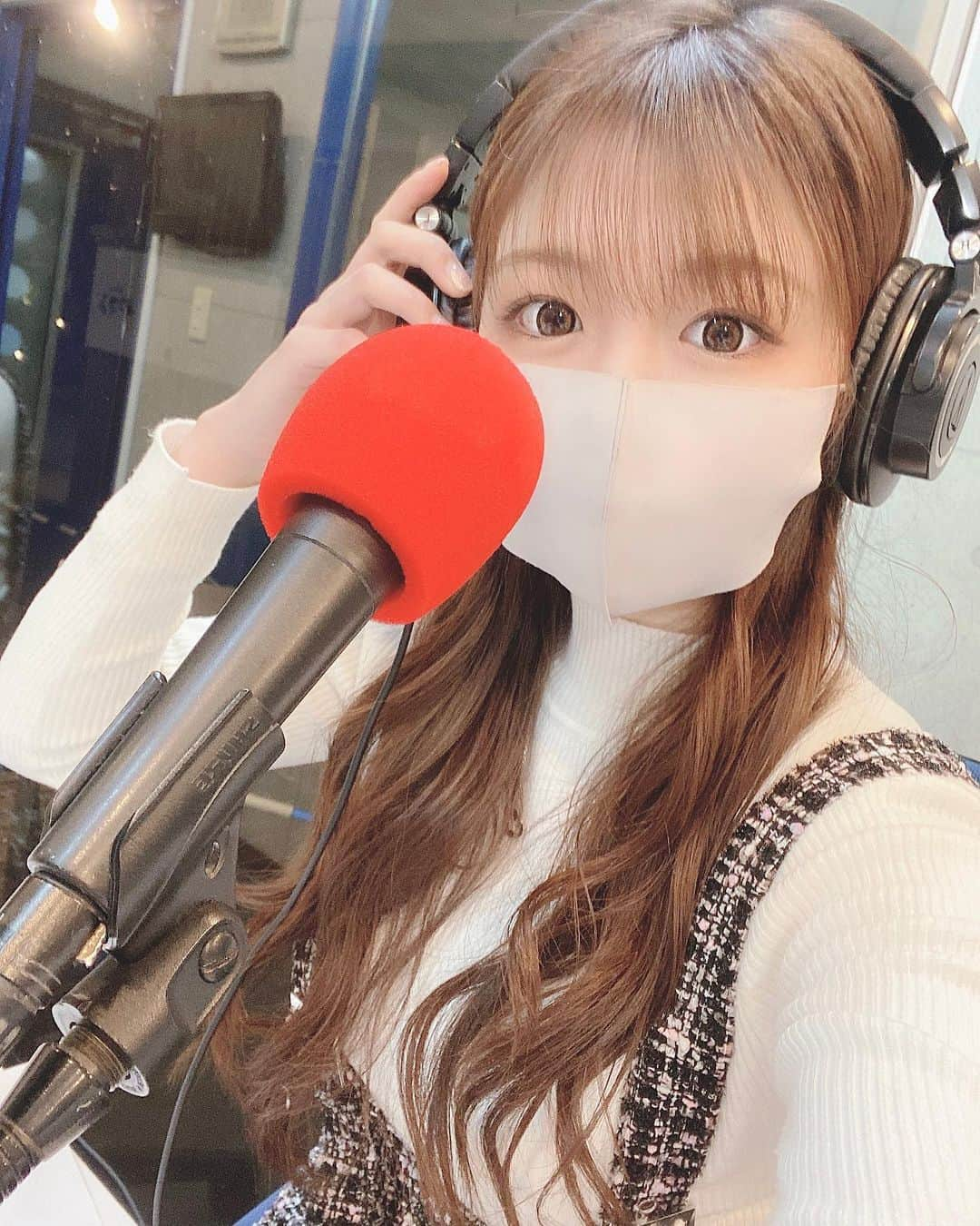 水瀬琴音さんのインスタグラム写真 - (水瀬琴音Instagram)「キバブリ📻 ・ 久しぶりに出演させていただきました🥰 とっても楽しかった〜(*ˊ꒳ˋ*) ・ ・ ・ #レインボータウンfm #ラジオ #radio  #キバブリ #kibabreeze #木場  #fmradio #リスラジ #アシスタント #mc」1月14日 22時49分 - kotone_dayo___