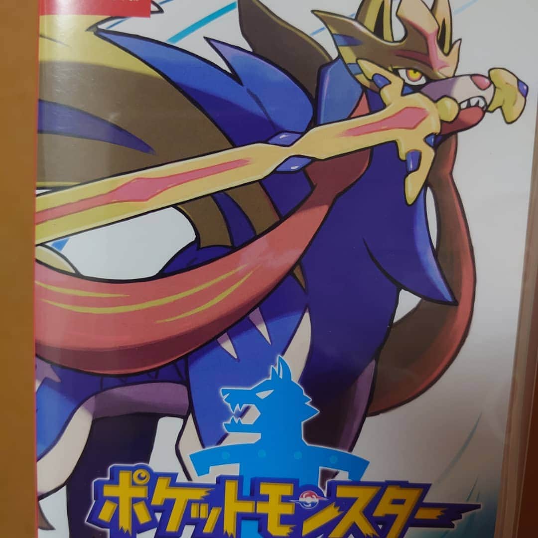 あしべのインスタグラム：「今さらだが ポケモンマスターになってやる！  #あしべ #ものまね #ポケモン」
