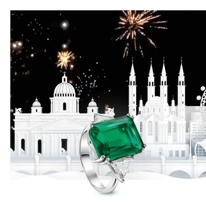 ダミアーニのインスタグラム：「The emerald has been a symbol of good luck since the most ancient of times: say good-bye to 2020 in style and welcome the Old New Year with this charming #DamianiSpecialClassic ring.   #DamianiMasterpiece #OldNewYear #DamianiMoscow」