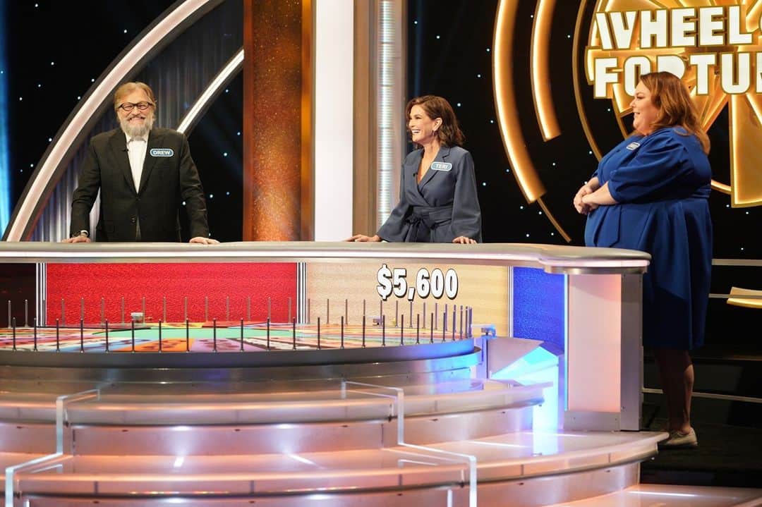 アメリカン・ブロードキャスティング・カンパニーのインスタグラム：「Who else is excited for tonight’s all-new episode of #CelebrityWheelOfFortune? Tune in NOW! 👏」