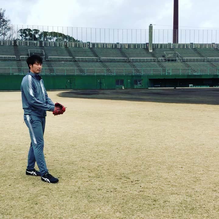 のインスタグラム：「キャッチボール⚾️」