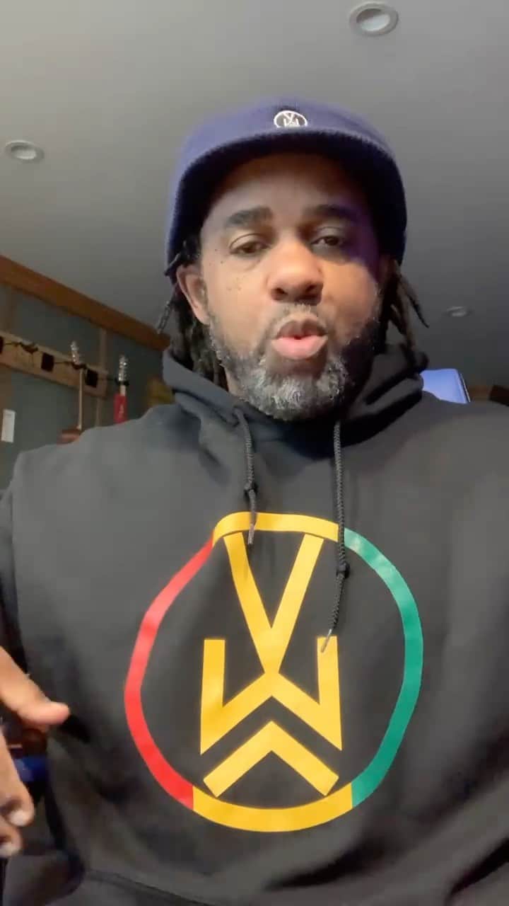 ヴィクター・ウッテンのインスタグラム：「An exclusive one of a kind product made for Victor by Kerry Lathon featuring the VW logo designed by Steve Parke in red, yellow, and green colors.  Get yours now while supplies last. Stay Safe!  Stay Healthy!  Link in Bio!  www.vixmerch.com」