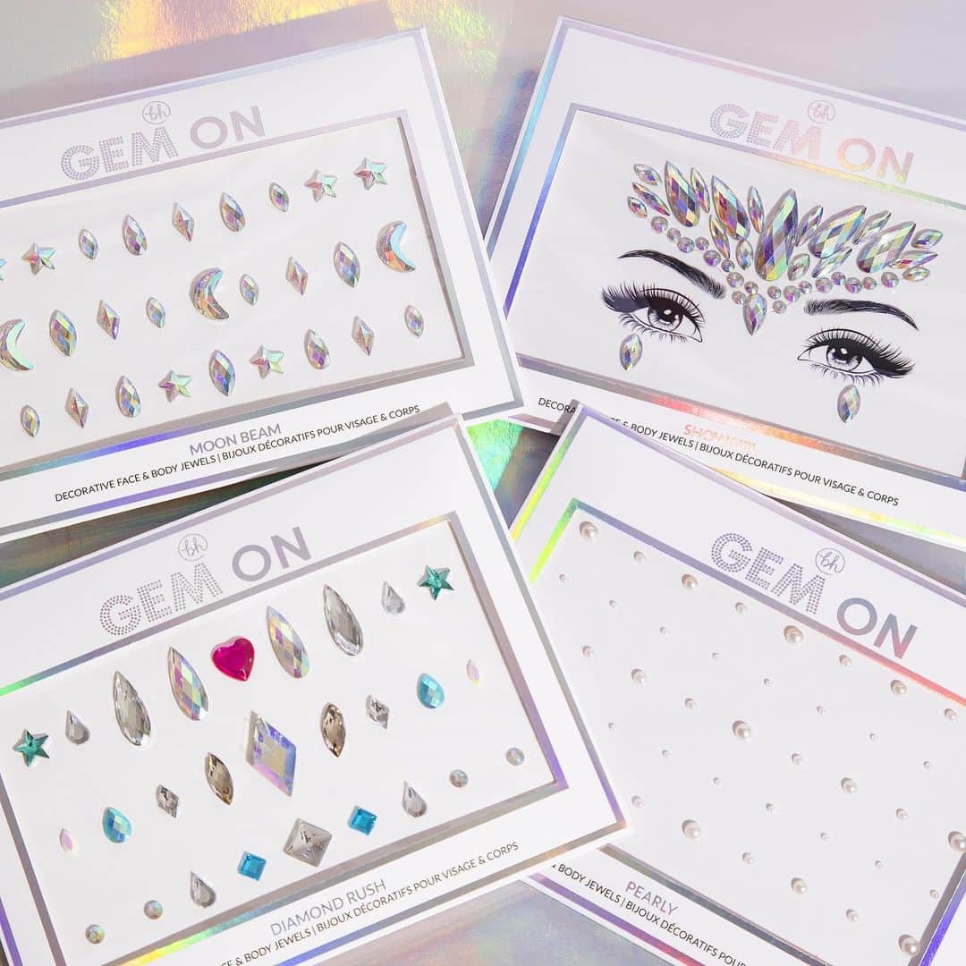 BH Cosmeticsさんのインスタグラム写真 - (BH CosmeticsInstagram)「Shine bright like a diamond in NEW Gem On Decorative Face & Body Jewels 💎    Collection includes: ✨Pearly: domed pearls in a variety of shapes ✨Moon Beam: reflective silver holographic color in star, moon, diamond and oval shapes  ✨Diamond Rush: reflective silver holographic and jewel tones in start, heart and gem shapes ✨Showgirl: reflective silver holographic color that comes in a large forehead piece w/ matching jewels  Only $6 each!  #bhcosmetics」1月15日 1時47分 - bhcosmetics
