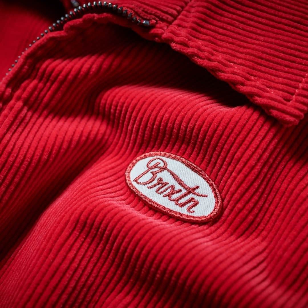ブリクストンのインスタグラム：「All in the details – the Utopia Jacket in Chili Pepper.」