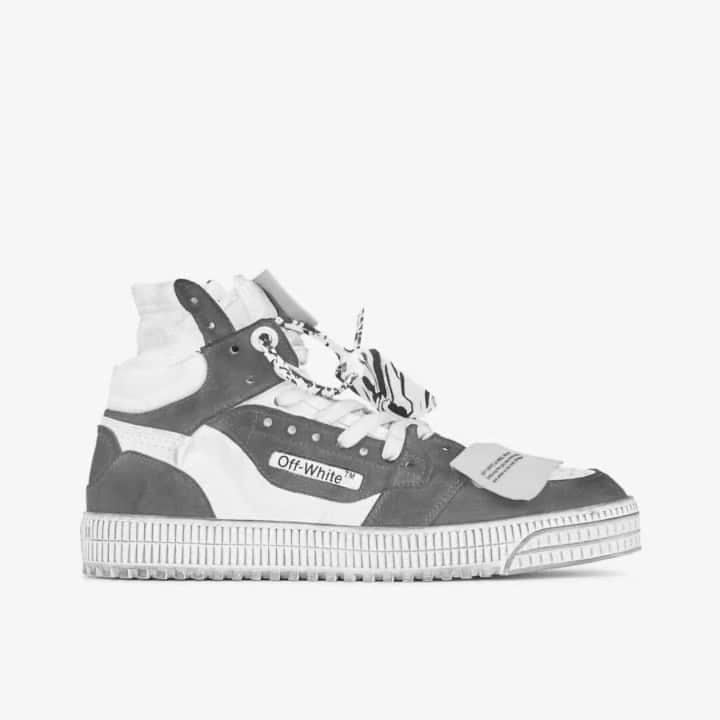 レクレルールのインスタグラム：「Off-White™ Off-Court #sneakers  Still a few left online, don't sleep on it!  leclaireur.com  #Leclaireur #conceptstore #menswear  #streetwear #offwhitesneakers」
