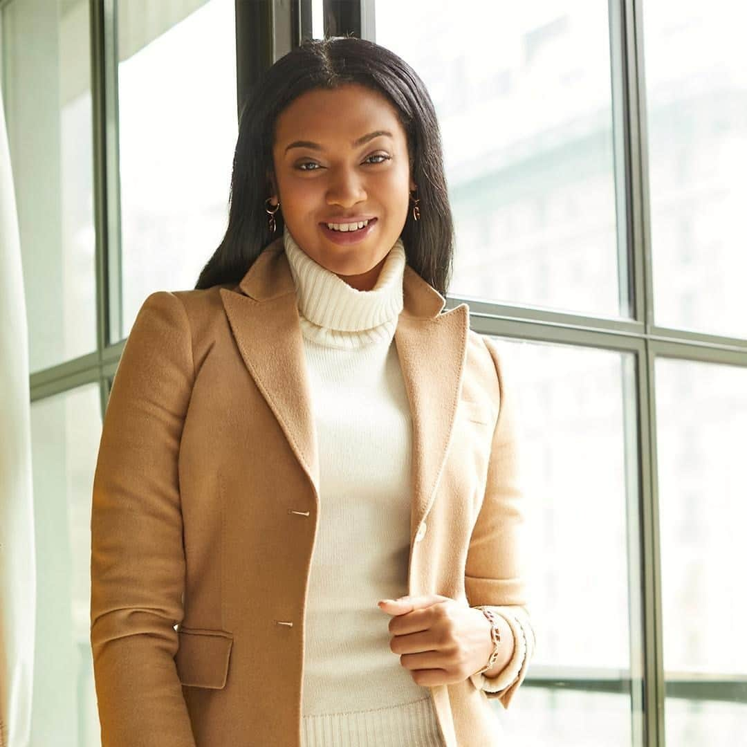 ブルックスブラザーズさんのインスタグラム写真 - (ブルックスブラザーズInstagram)「Blaze a trail with our latest looks in timeless tweed, classic camel hair, cashmere and more. #BrooksBrothersWomen #BrooksBrothers⁣」1月15日 4時00分 - brooksbrothers