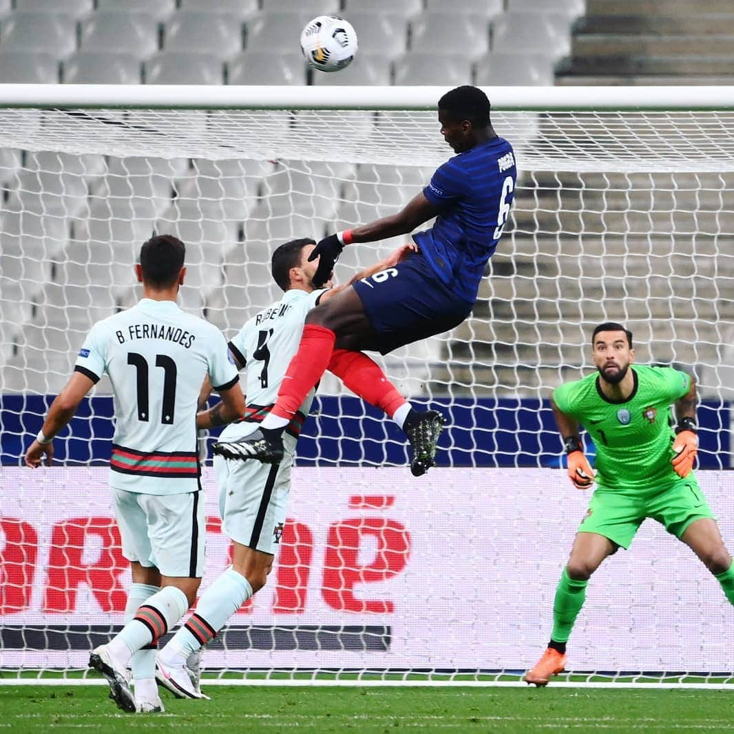 サッカー フランス代表チームさんのインスタグラム写真 - (サッカー フランス代表チームInstagram)「Air @paulpogba ✈️ #FiersdetreBleus」1月15日 4時08分 - equipedefrance