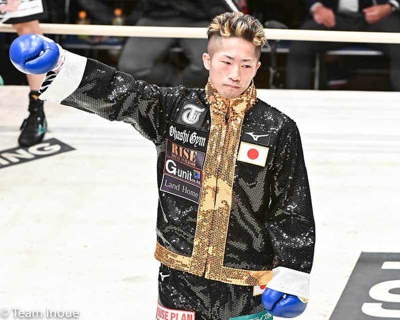 のインスタグラム：「昨日は応援ありがとうございました🔥 無事勝つことができました🔥 またここからスタートして行くのでこれからも応援よろしくお願いします🔥  #井上拓真」