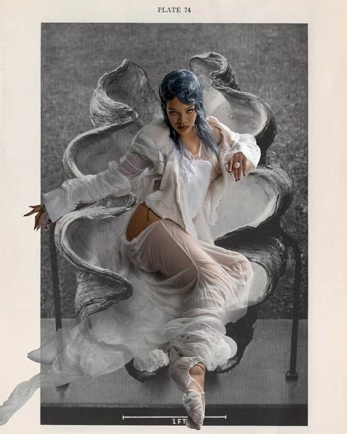 リアーナのインスタグラム：「🧜🏽‍♀️ 🐚...   @essence x Lorna Simpson」