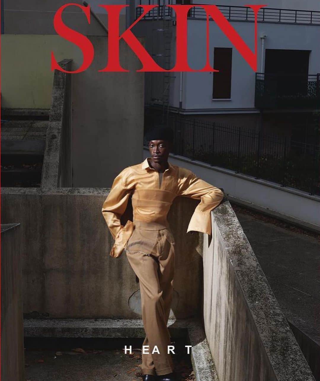 IMG Modelsさんのインスタグラム写真 - (IMG ModelsInstagram)「Run Away. ▶️ @iamcheikhkebe covers + stars in the new @the.skinmagazine. #📷 @sam.ssefa #👔 @callmecalvinnymon #✂️ @alexiataleb #⭐️ #IMGstars」1月15日 6時12分 - imgmodels