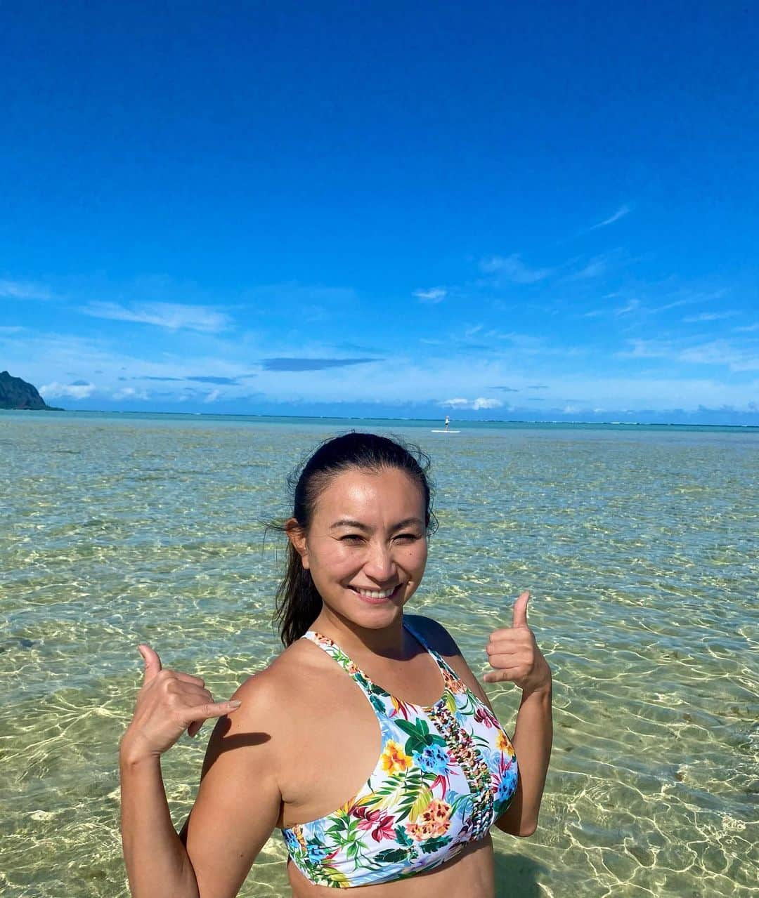 小池絵未のインスタグラム：「Good morning from Hawaii  ハワイから🏝 おはようございます☀  #ハワイ不動産エージェント  #ハワイ #ハワイ旅行 #ハワイ生活 #ハワイ好きな人と繋がりたい #カネオヘサンドバー  #アメリカ生活 #hawaiife #luxurylifestyle #luxuryrealestate #luxuryhomes」