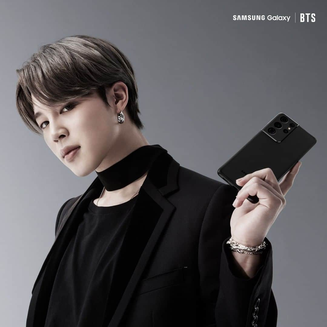 Samsung Mobileさんのインスタグラム写真 - (Samsung MobileInstagram)「📸: @bts.bighitofficial’s #Jimin radiates with the #GalaxyS21.  #GalaxyxBTS」1月15日 7時00分 - samsungmobile