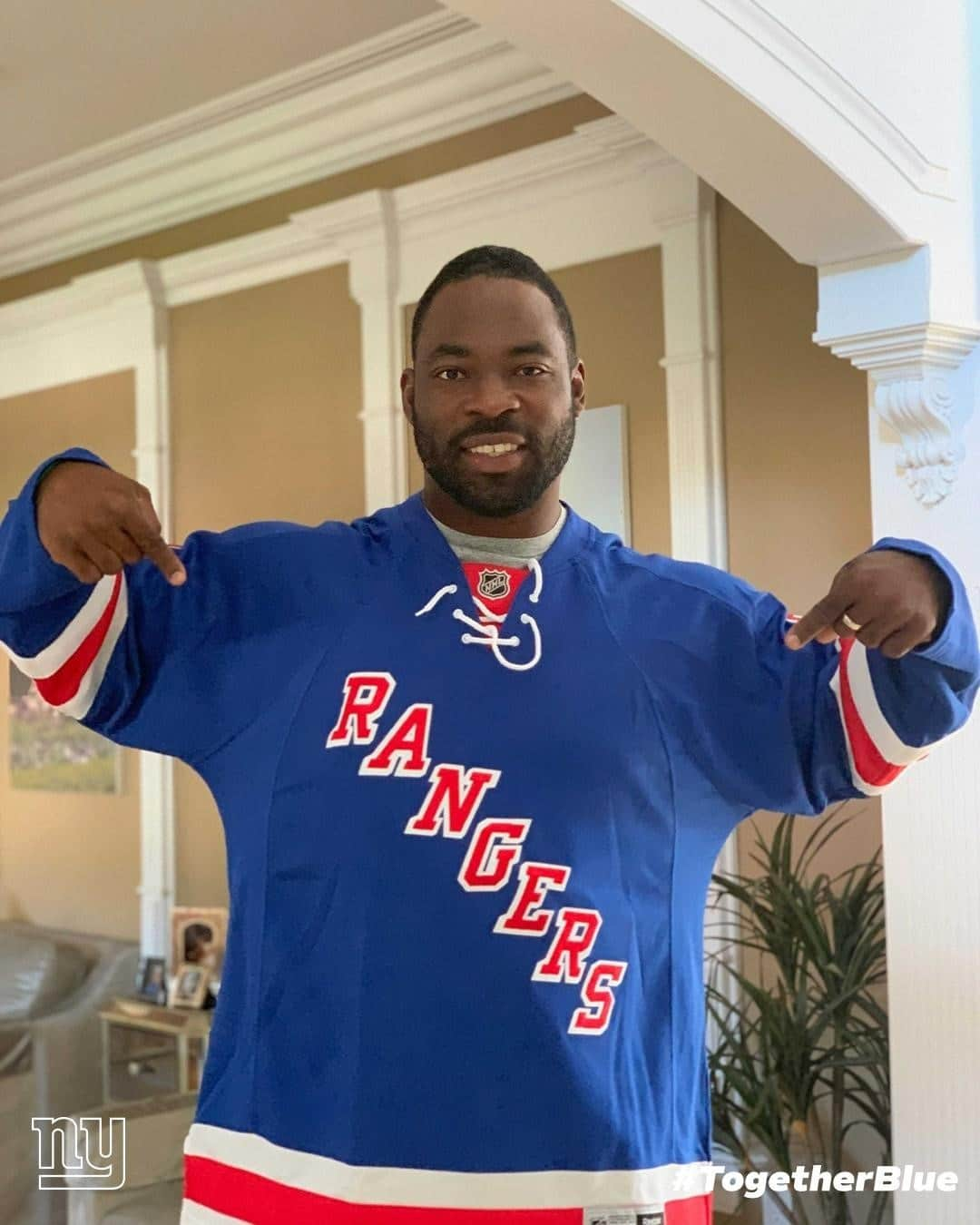 New York Giantsさんのインスタグラム写真 - (New York GiantsInstagram)「Hockey is back, @nyrangers! 🏒」1月15日 7時00分 - nygiants