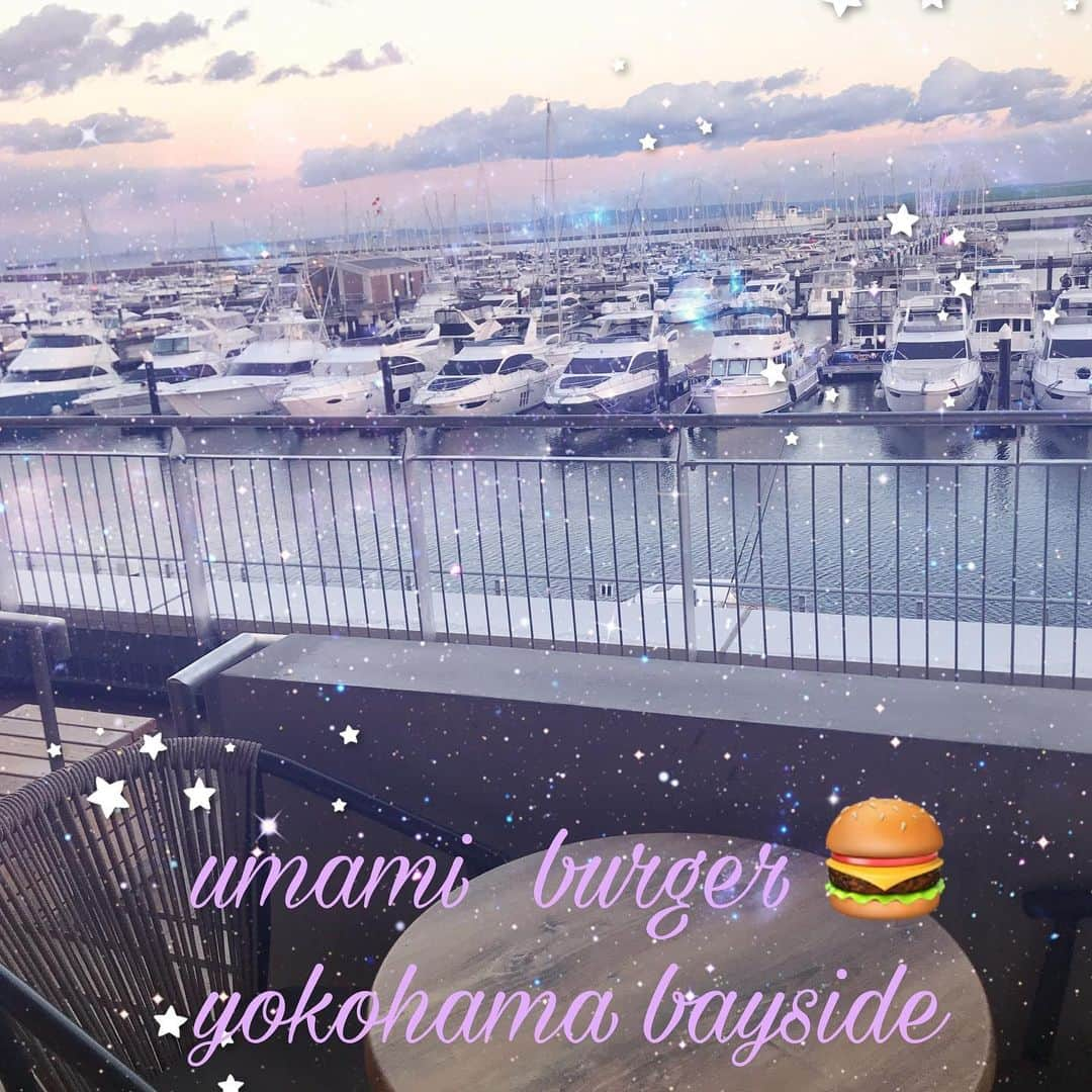 umamiburgerjpnさんのインスタグラム写真 - (umamiburgerjpnInstagram)「天気の良い夕暮れ時の横浜ベイサイド✨✨  このロケーションを見に来るだけでも. 癒されます✨✨ . お土産はもちろんウマミバーガーで🍔 . #夜景 #サンセット #夕暮れ #夕暮れ時  #ウマミバーガー #横浜ベイサイドマリーナ  #ウマミバーガー #ウマミバーガー横浜ベイサイド店  #ウマミバーガー錦糸町パルコ店  #ウマミバーガー有明ガーデン店  #ウマミバーガー恵比寿三越店  #ウマミバーガー南町田グランベリーパーク店  #ウマミバーガーみなとみらい店  #ウマミバーガー青山店」1月15日 8時00分 - umamiburgerjpn