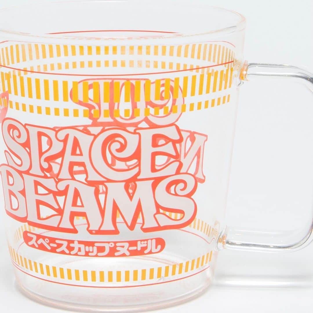BEAMS JAPANさんのインスタグラム写真 - (BEAMS JAPANInstagram)「＜日清カップヌードル＞×＜BEAMS＞  野口聡一宇宙飛行士のISS搭乗を記念し、その活動に協力するBEAMSと日清カップヌードルがタッグを組み、スペシャルコラボレーションアイテムを発売します。誰からも愛される日清カップヌードルのロゴを、今回のプロジェクトに合わせ宇宙を彷彿させるスペシャルデザインに仕上げました。 そのロゴを配したTシャツやバッグ、バンダナなどウエアからファッション雑貨まで幅広いアイテムをラインナップ。 ビームス ジャパン各店舗とビームス公式オンラインショップにて1月16日（土）より発売致します。 是非お楽しみに！  @beams_official @beams_japan @beams_japan_shibuya @beams_japan_kyoto #beams #beamsjapan #日清 #日清カップヌードル #NISSIN #cupnoodle #cupnoodles」1月15日 19時20分 - beams_japan