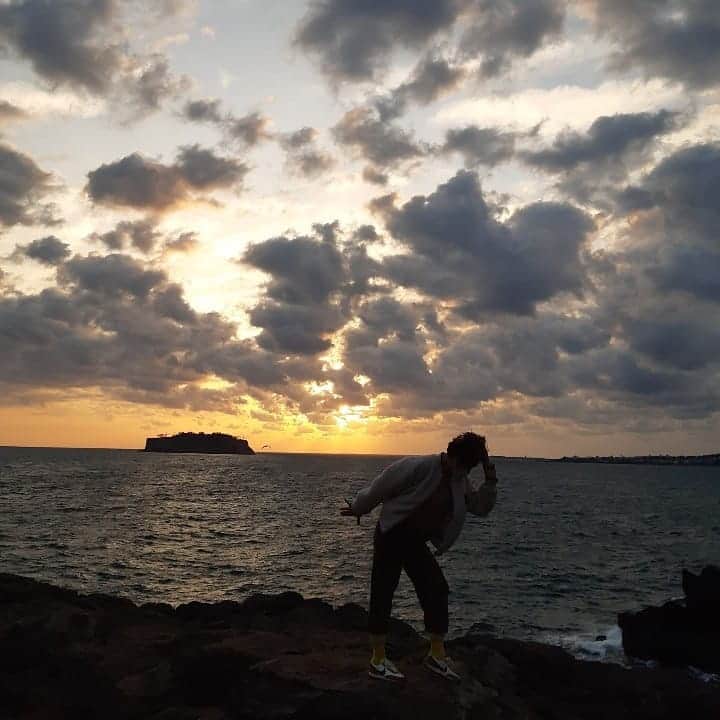キム・ヒョンスクさんのインスタグラム写真 - (キム・ヒョンスクInstagram)「#제주#외돌개#잭슨포즈」1月15日 17時58分 - terrorgirl12