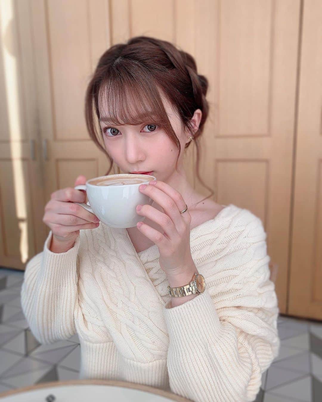 高辻千夏のグルメインスタ