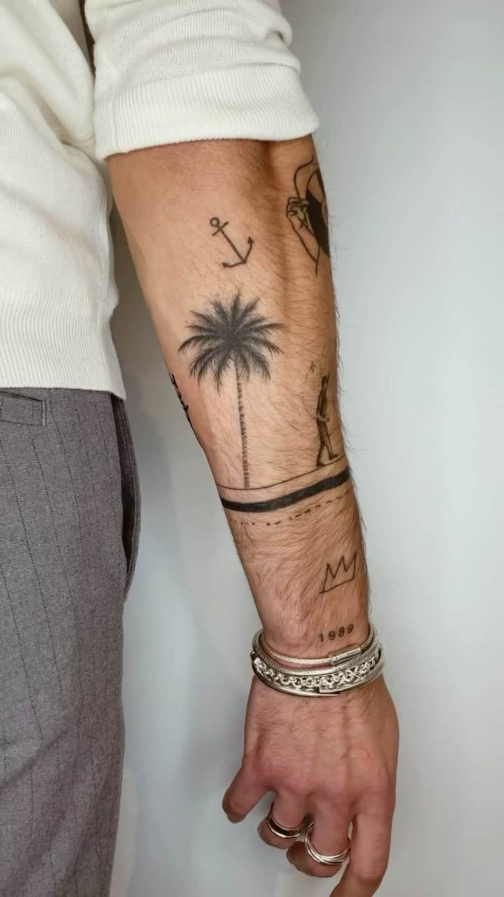 NICOLAS SIMOESのインスタグラム：「My tattoos, my story 🖊🖤」