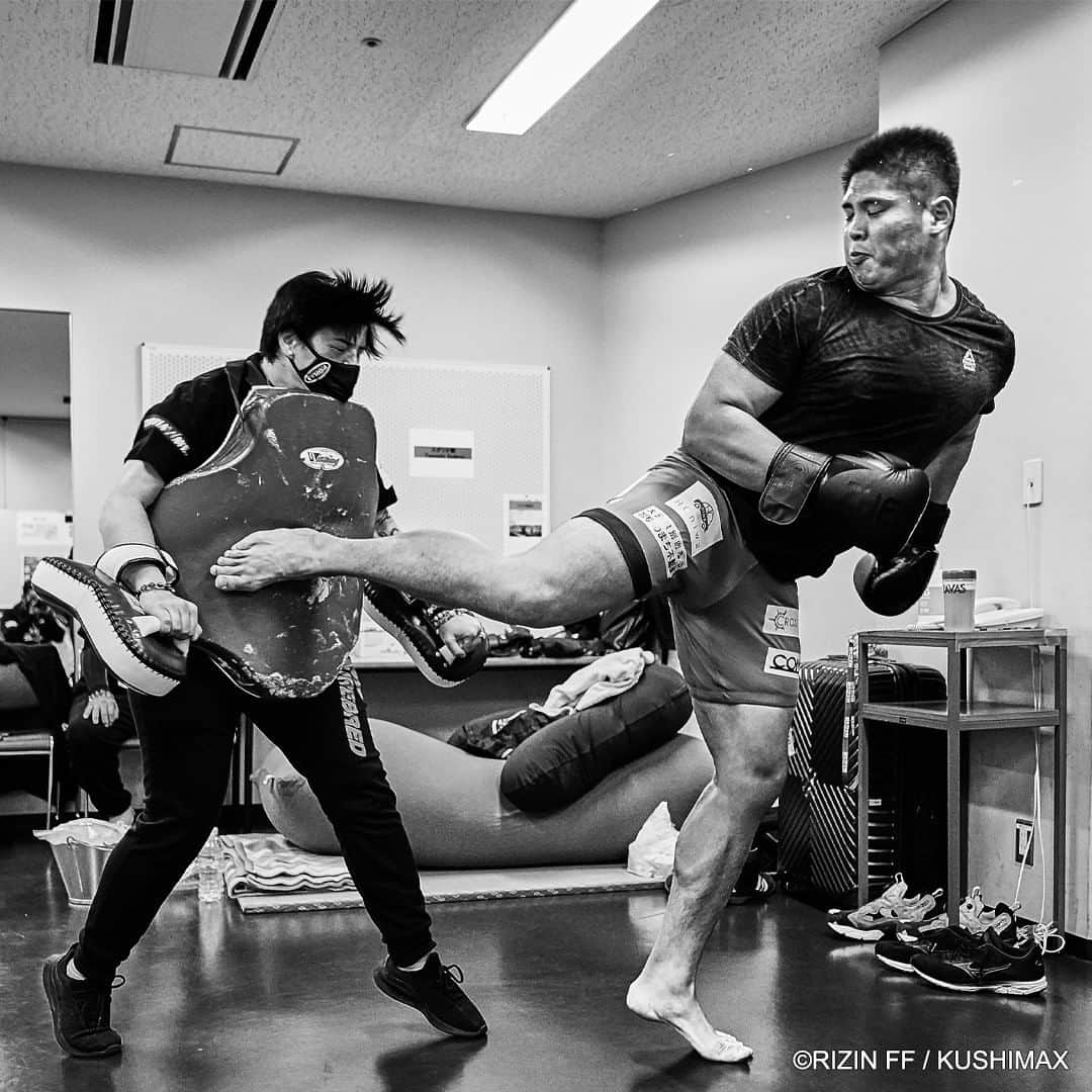 RIZIN FF OFFICIALさんのインスタグラム写真 - (RIZIN FF OFFICIALInstagram)「RIZIN.26 -Backstage Photos-  スダリオ剛 / Sudario Tsuyoshi  💡YouTubeにてRIZIN.26 全試合配信中！💡  #RIZINFF #RIZIN #RIZIN26 #スダリオ剛」1月15日 19時00分 - rizin_pr