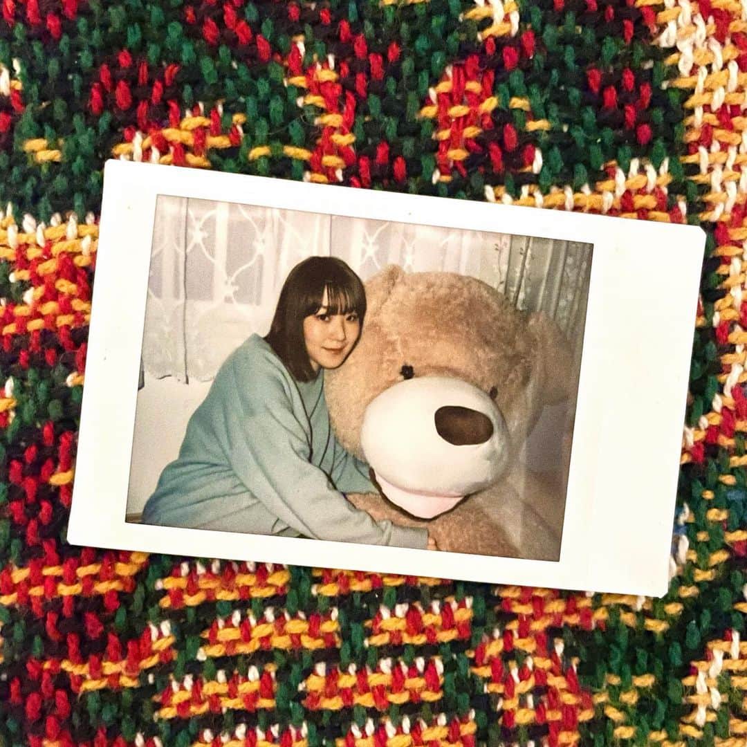 おかもとえみさんのインスタグラム写真 - (おかもとえみInstagram)「🧸  とある撮影をしてきました！去年から映像の中で演技してみたいなーって思ってたのでそんな挑戦が出来た日です🎊お楽しみに✨残念ながら熊は出てきませんが、横にいらっしゃったので２ショットとっていただきました🧸🎥」1月15日 18時53分 - okp_emi