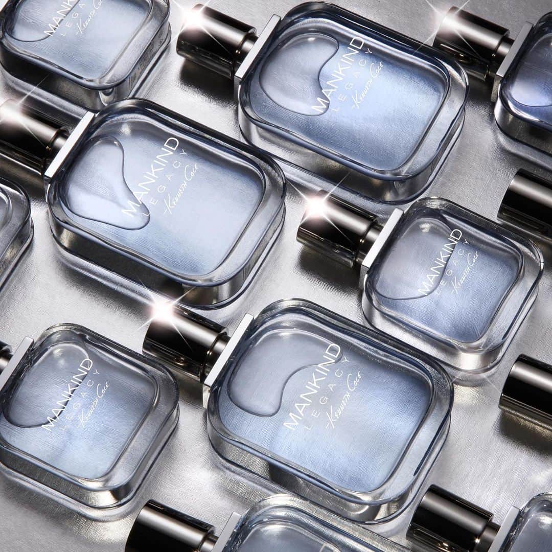 ケネスコールのインスタグラム：「What we do today determines who we are tomorrow. Mankind Legacy...it's yours for the making. #Fragrance #MakeShitHappen #ScentsOfDistinction  When you shop at KennethCole.com, we’ll donate to THE MENTAL HEALTH COALITION – a life-changing movement working to destigmatize all mental health conditions. Info link in bio.」