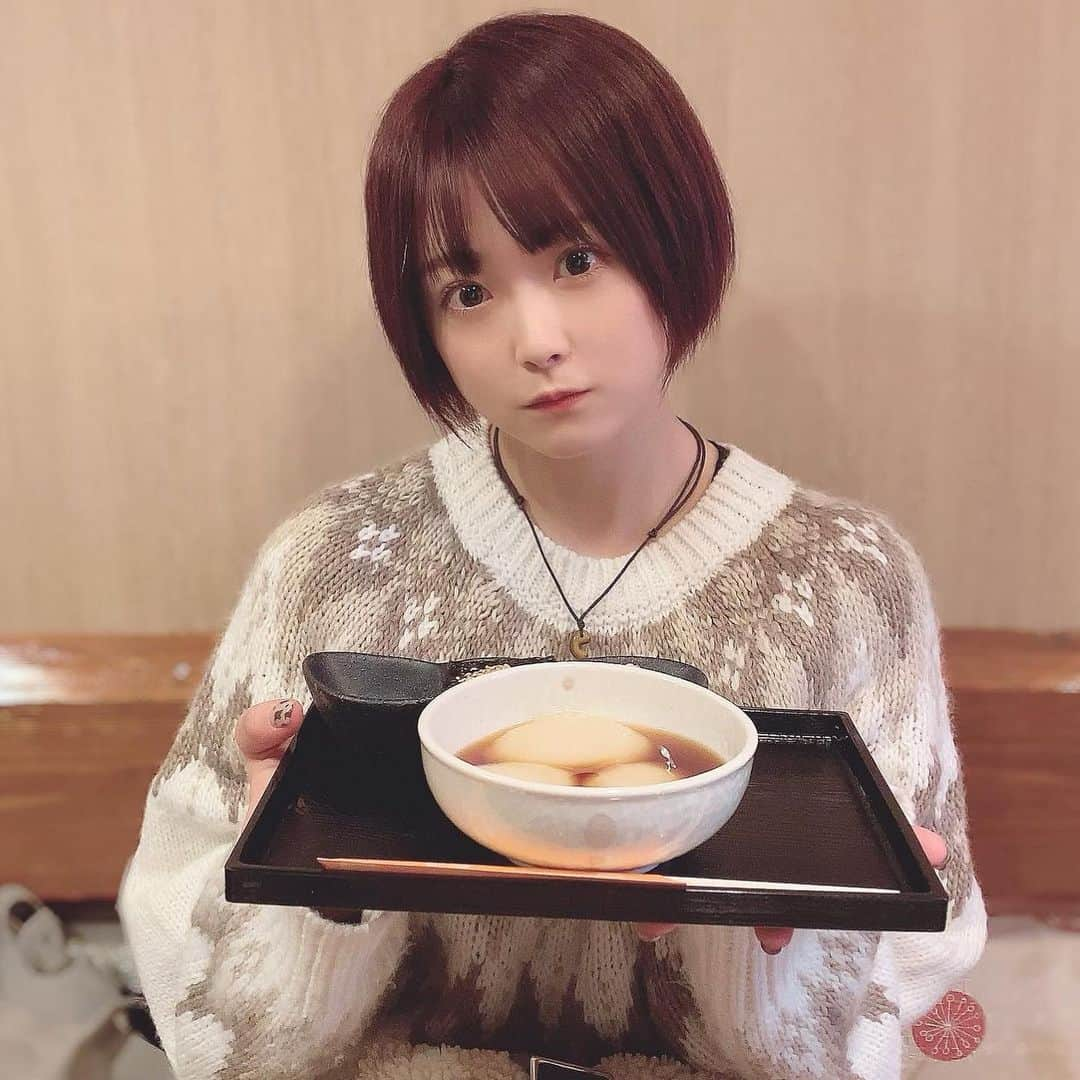 万喜なつみさんのインスタグラム写真 - (万喜なつみInstagram)「念願の　#月光 🐇🌕 突き立て餅が食べれるお店。 美味しすぎた...✨ #グルメ #食べ歩き #きなこもち #突き立て餅」1月15日 11時25分 - natsumi_poi