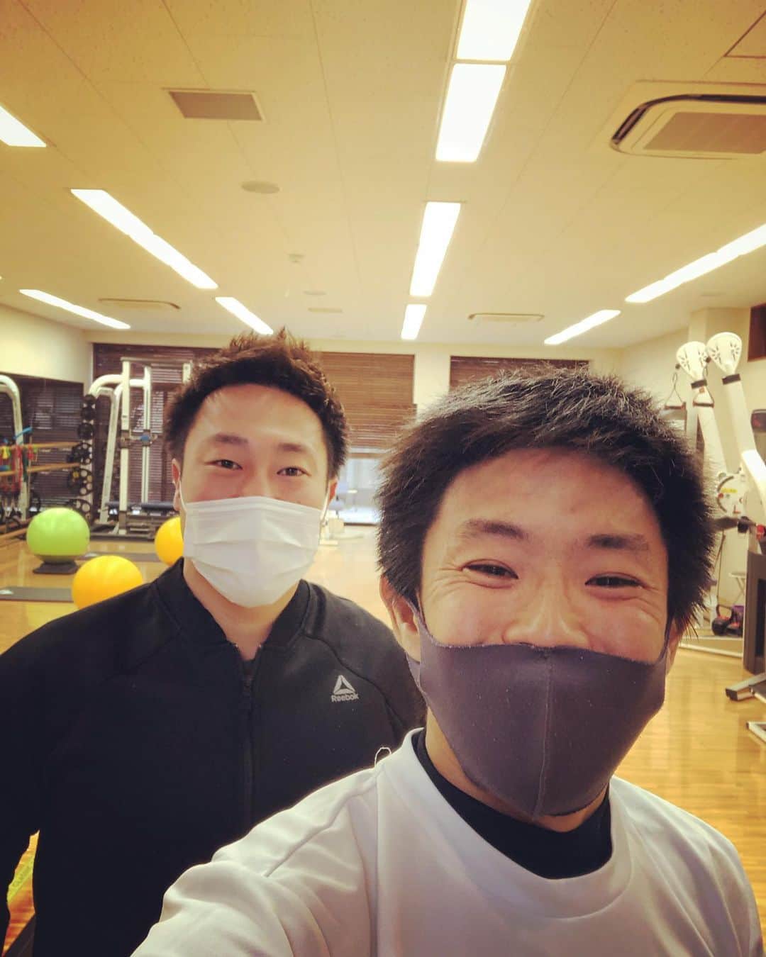 のインスタグラム：「今年初。プライベートメンバーシップジムeauへ‼️大西トレーナーに担当して頂きました。ガンガン刺激入れて、シーズン開幕に備えます💪」