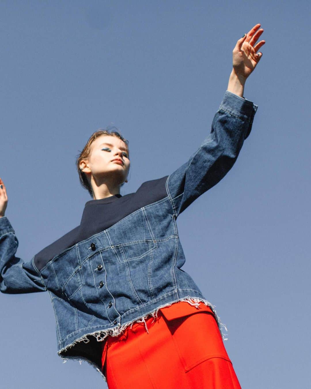 AULA AILAのインスタグラム：「・INFORMATION 本日よりOFFICIAL WEB STOREにて、2021 SPRING＆SUMMER COLLECTIONの先行予約会をスタート！  期間中ご予約いただいたお客様に、ポイント20倍をプレゼントいたします。  是非ご覧くださいませ。」
