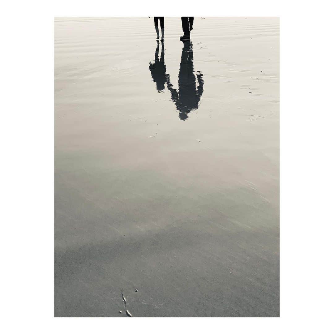 マーゴ・ヘイズのインスタグラム：「malibu promenade」