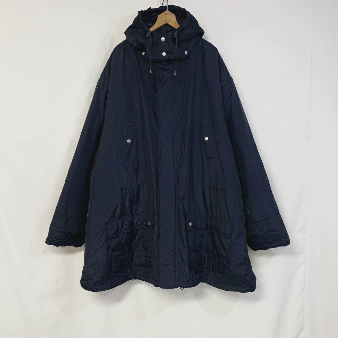 i nouのインスタグラム：「. SOLD.  5XL oversize nylon hooded outer #inou_vintageclothing」