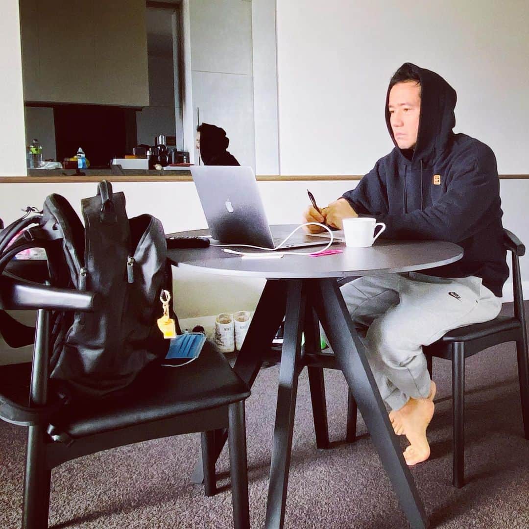 のインスタグラム：「🇦🇺初日、心の整理、今後の準備..... #dayone #ao2021」