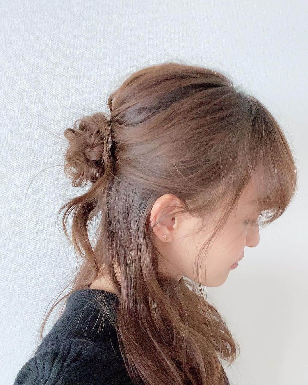 田中理恵さんのインスタグラム写真 - (田中理恵Instagram)「@hambykana  本日の髪型💋  自分でできるようになりたい‼︎‼︎ 上手になりたい‼︎😆」1月15日 15時10分 - riiiiiie611