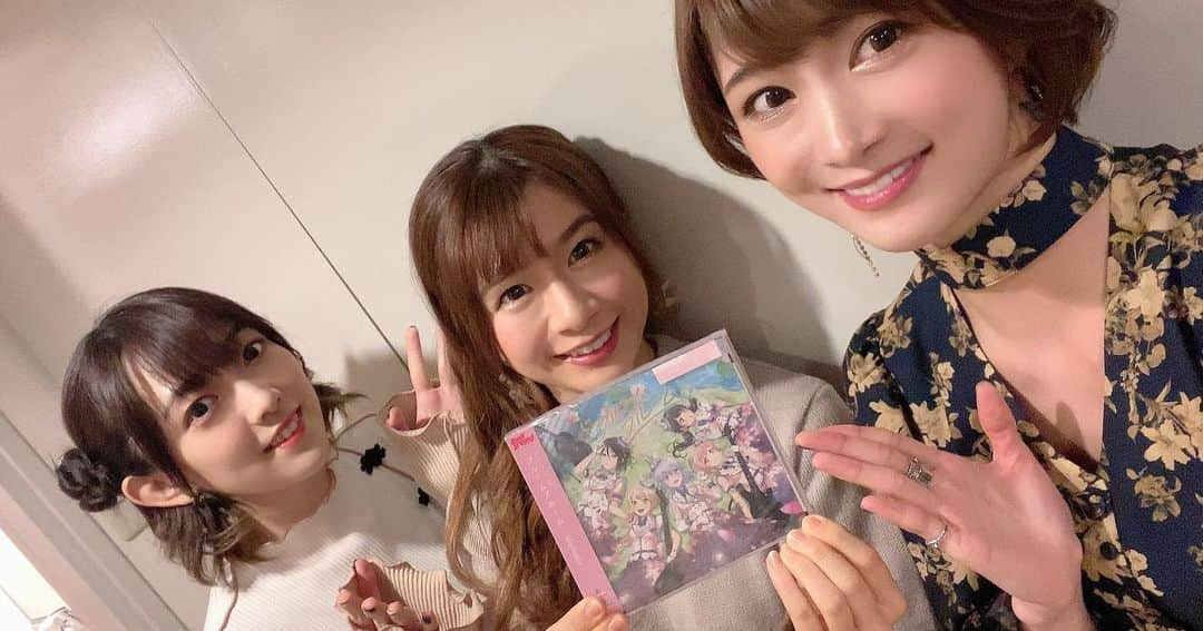 AYASAさんのインスタグラム写真 - (AYASAInstagram)「🦋🌸 バンドリTV LIVE2021 モニカブルームブルーム回ありがとうございました💕  あまねすに恥ずかしくない大人モニカをお届けしたかったけど、ゲームで声枯れるくらい騒ぎ倒しました(笑) 今度はあまねすも一緒にモニカ完全体で出演したいしゲームもしたいなぁ🦋✨ ・ ・ #バンドリTVLIVE #ブルームブルーム #Morfonica #モニカ #破壊神」1月15日 15時19分 - ayasa_doya