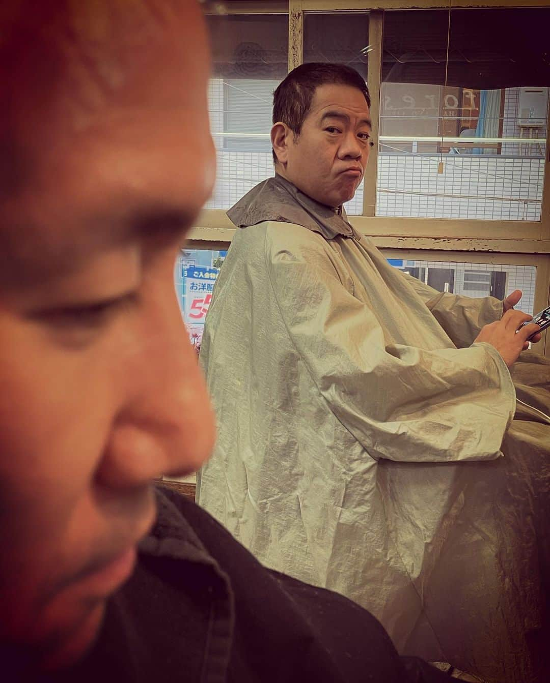 杉本知香さんのインスタグラム写真 - (杉本知香Instagram)「🦍  #中目黒美容室 #FUJIWARA原西#FUJIWARA 🦍 #原西ゴリラ#シャバーニ　　🦍 #ジョイマン池谷 #ジョイマン #なんだこいつー #衝撃デリバリー佳津山 #衝撃デリバリー」1月15日 15時44分 - sugimotoc