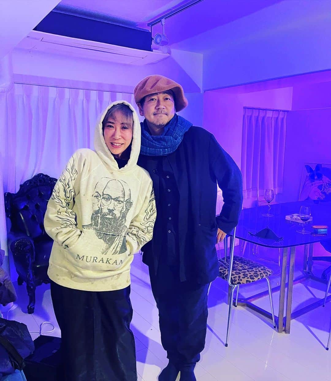 月に吠える。のインスタグラム：「学年一個下の巨匠と私。  #蜷川実花 #大森南朋」