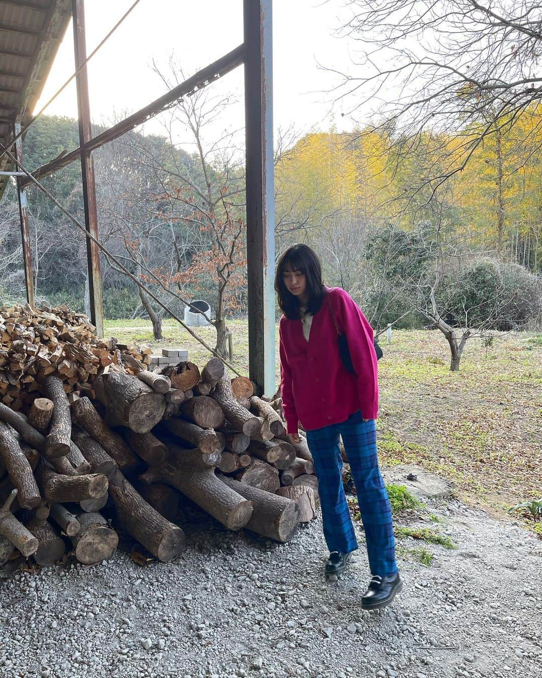 中尾萌那さんのインスタグラム写真 - (中尾萌那Instagram)「🍃🪵💕 #薪」1月15日 17時06分 - monanakao