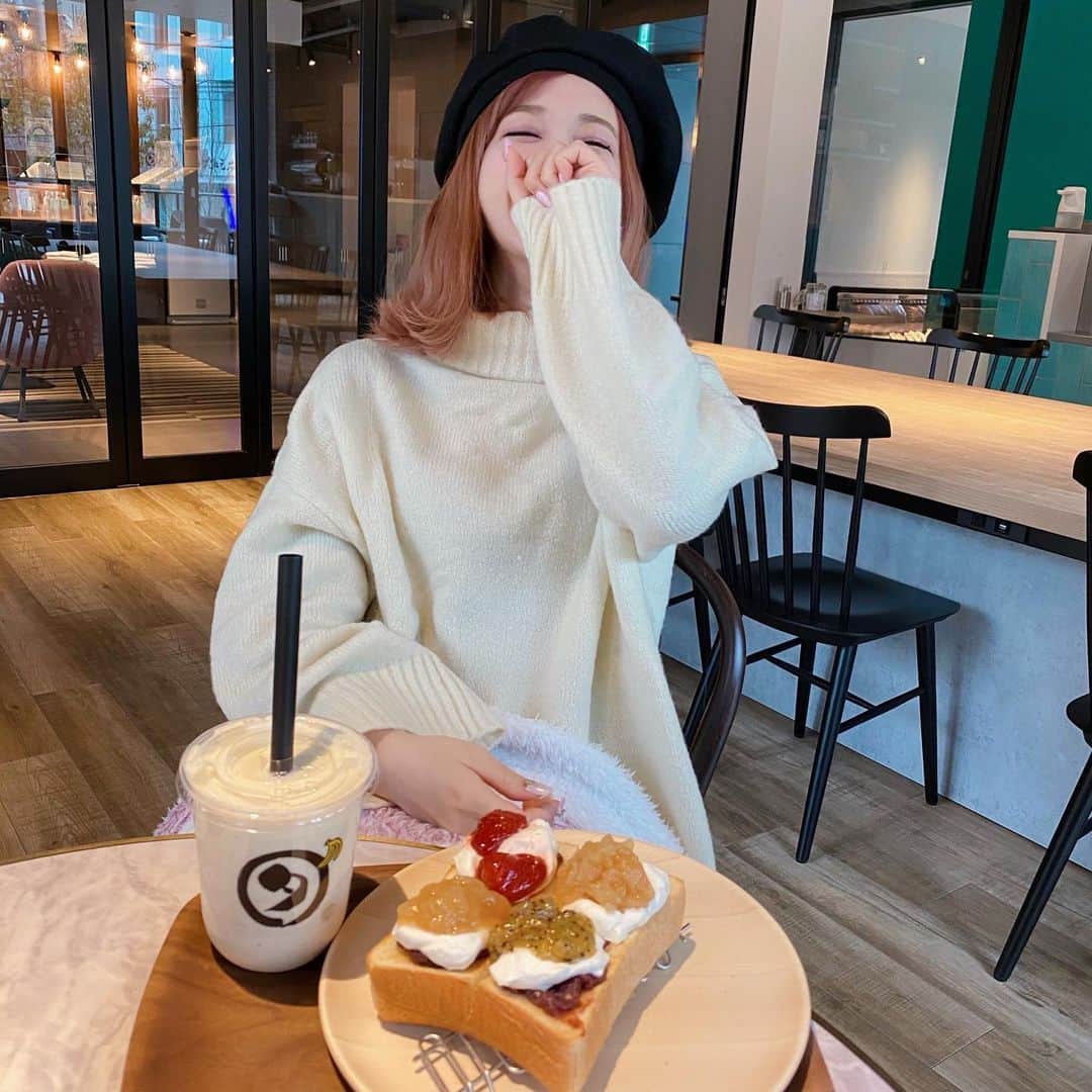 新希咲乃のグルメインスタ