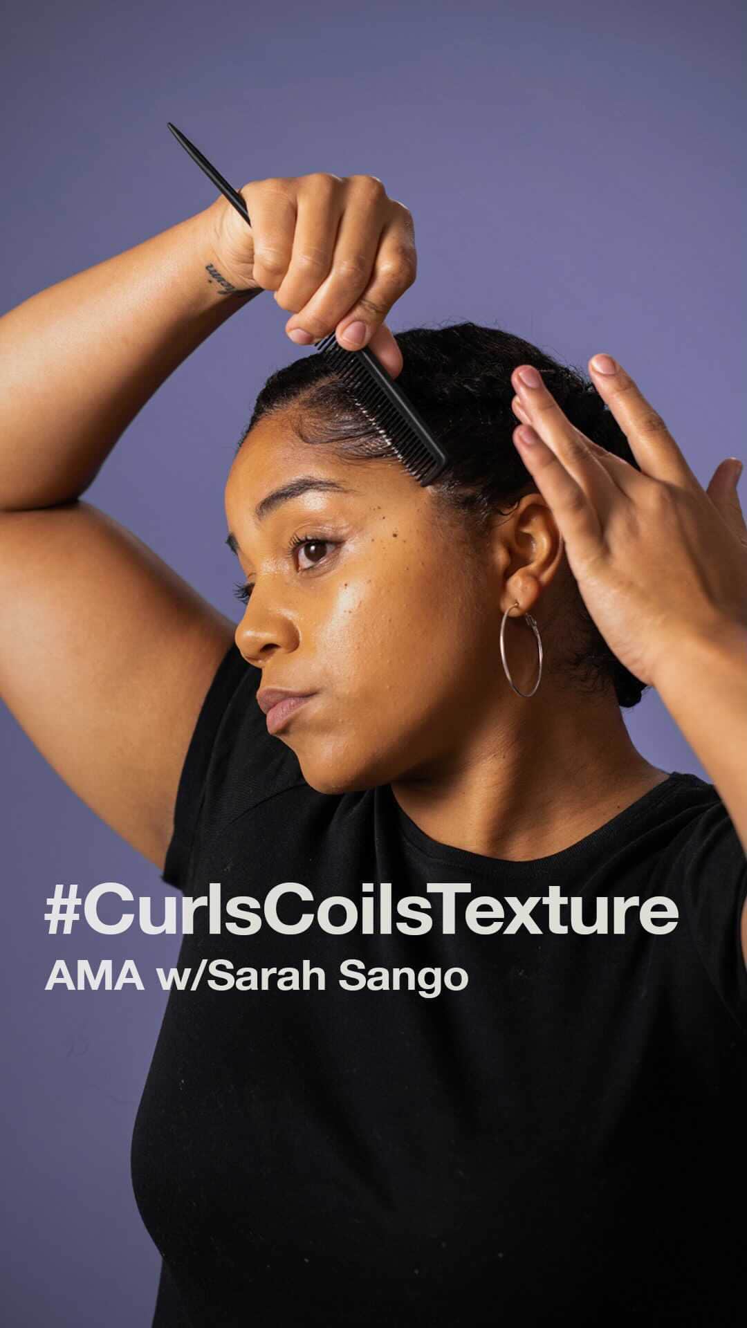 LUSH Cosmeticsのインスタグラム：「Introducing Lush’s new haircare range for curly, coily and textured hair: a range created by Lush Black Haircare Specialist Sarah Sango (@lushhairlab_sarah) and catering to everything from defining your coils to servicing your scalp. Brand and Product Expert, Erica Vega, chats with Sarah about the range, her journey to the Hair Lab and a possible sneak peek 😲  Shop #CurlsCoilsTexture👇👇  Full range: https://bit.ly/3i23EHc  Renee's Shea Souffle: https://bit.ly/38warG1  Avocado Co-Wash: https://bit.ly/2XxDbb6  Super Milk Conditioning Hair Primer: https://bit.ly/3i5zZwJ  Power Conditioner: https://bit.ly/38xlWgw  Glory Conditioner: https://bit.ly/3i4pN7J  Curl Power Hair Cream: https://bit.ly/2LCdhjQ  #haircare #curls #curlyhair #healthyhair #hairgoals #selfcare #naturalhair」