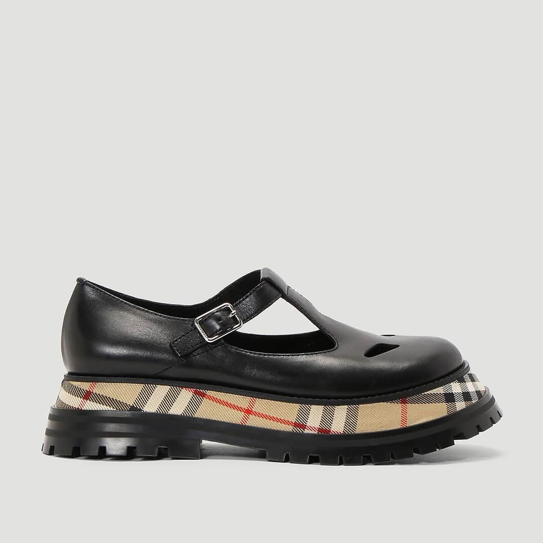 エルエヌシーシーのインスタグラム：「Put your best foot forward in Burberry's Platform T-Bar Shoes, featuring a vintage-check twill trim. @burberry」
