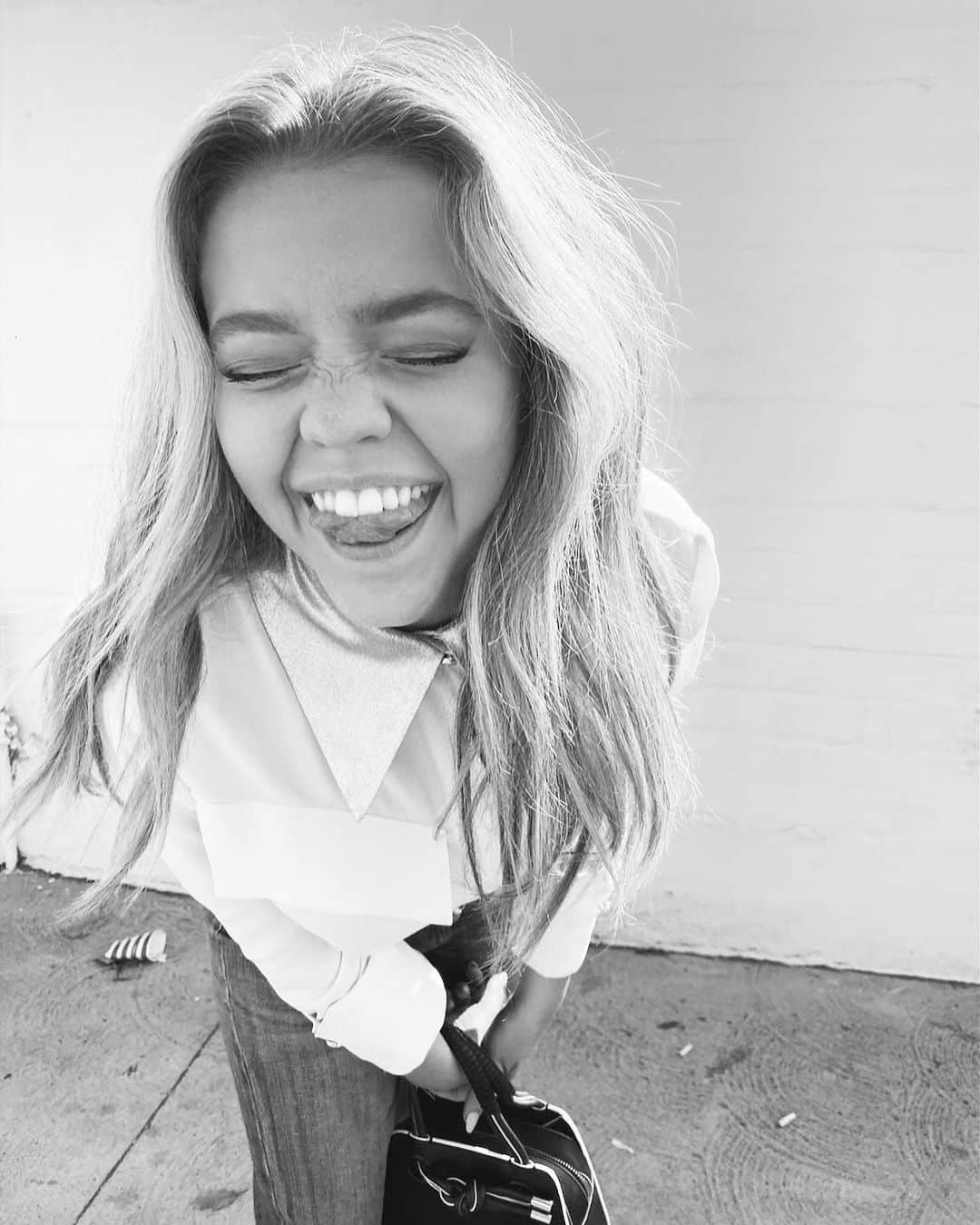 のインスタグラム：「The coffee kicked in」