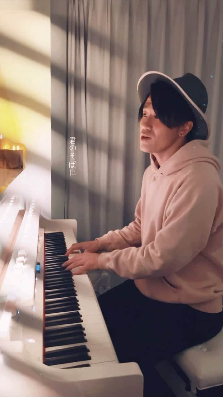 ナオト・インティライミのインスタグラム：「Just I'm with you, and I'm so happy.  Thank you so much. #yoasobi#ハルカ#good#music#cover#piano#sing#naoto#ナオトインティライミ」