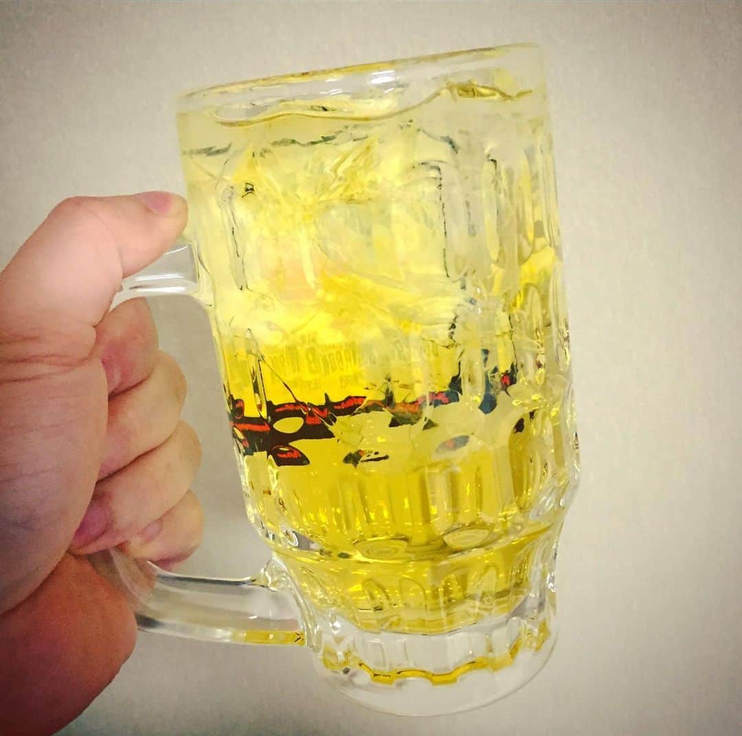 大岡源一郎のインスタグラム：「もう金宮の緑茶割りを飲むよ〜ぅ」